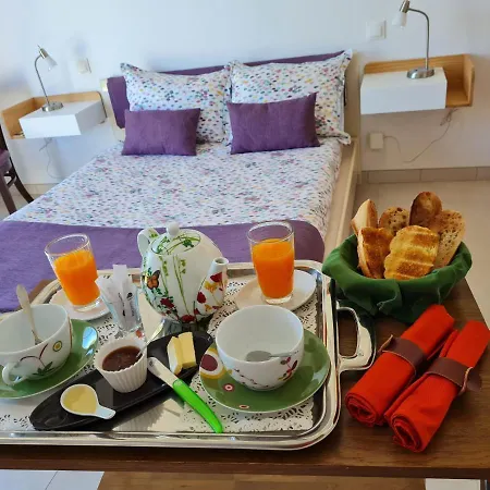 Bed & Breakfast D'hotes La Bergeronnette Avec Piscine Couverte Chauffee